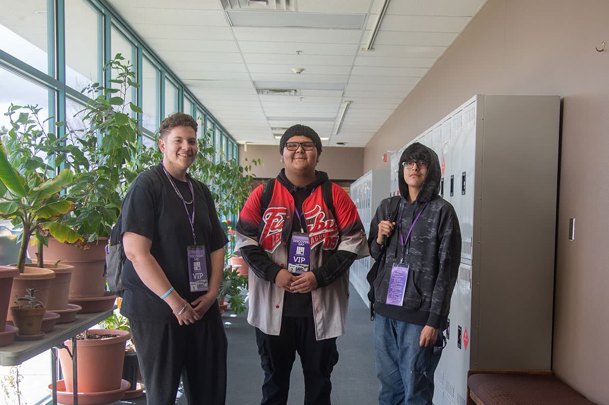 Students visiting San Juan College