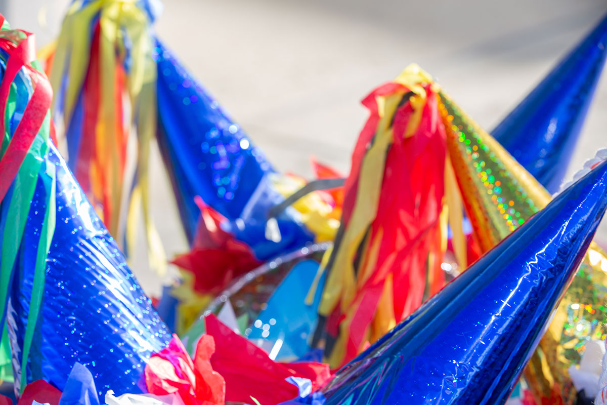 pinata with multiple color streamers