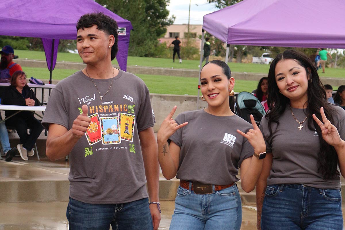 San Juan College ENLACE Ambassadors smiling
